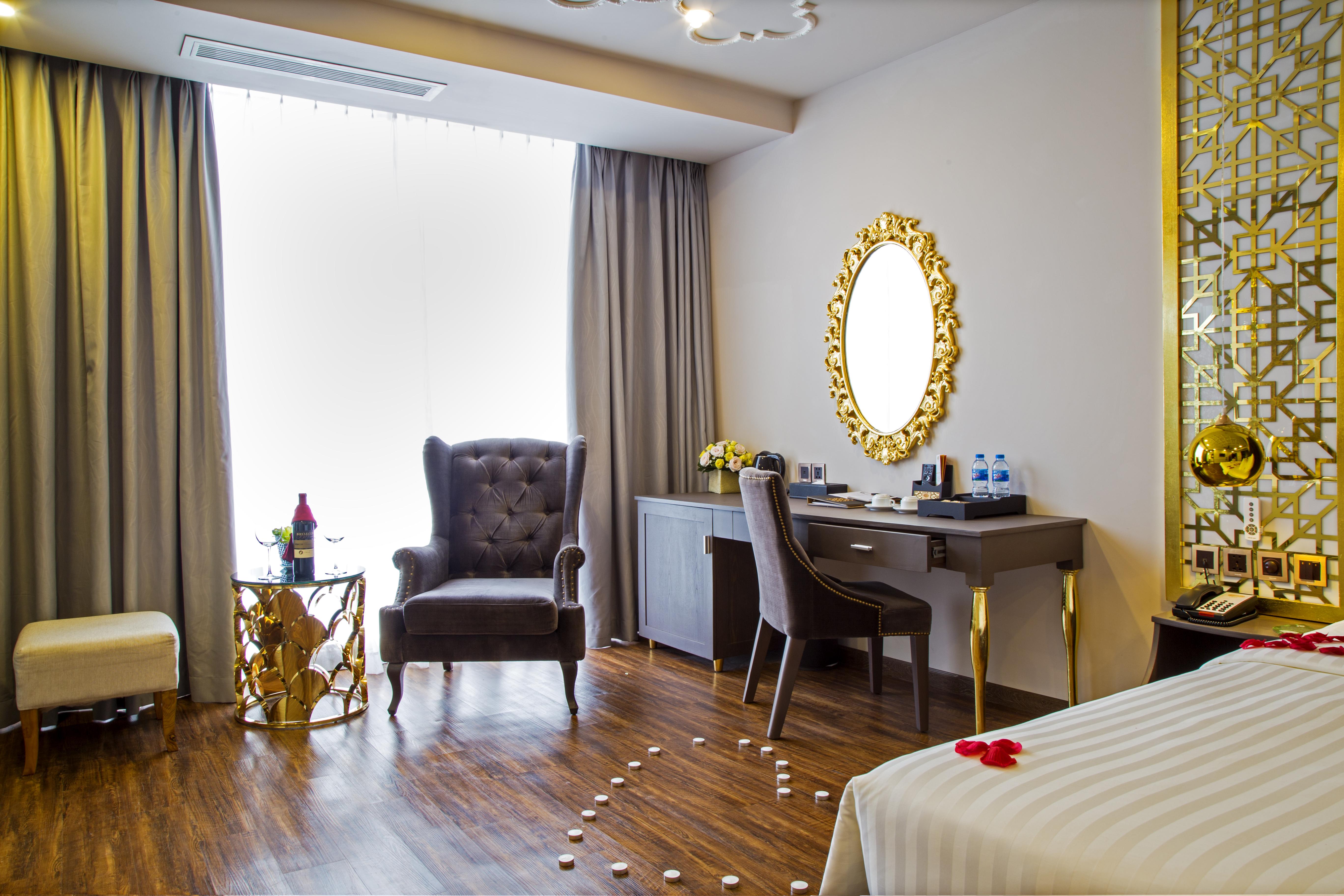 Cicilia City Hotel Saigon Center Ho Chi Minh City Exterior photo