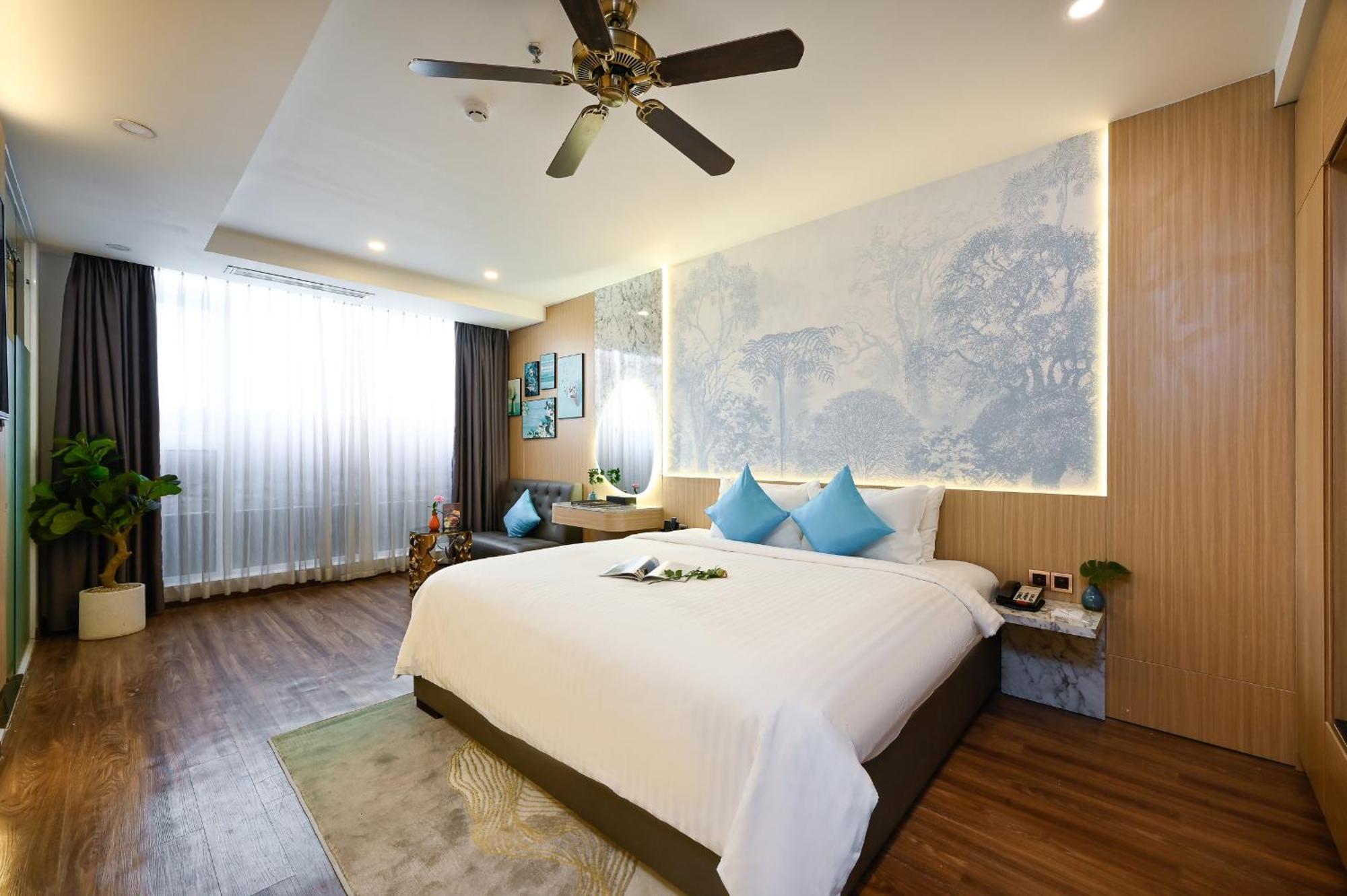 Cicilia City Hotel Saigon Center Ho Chi Minh City Exterior photo